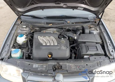 2004 Volkswagen Jetta Gl from USA, damaged, VIN 3VWRK69M94M051958